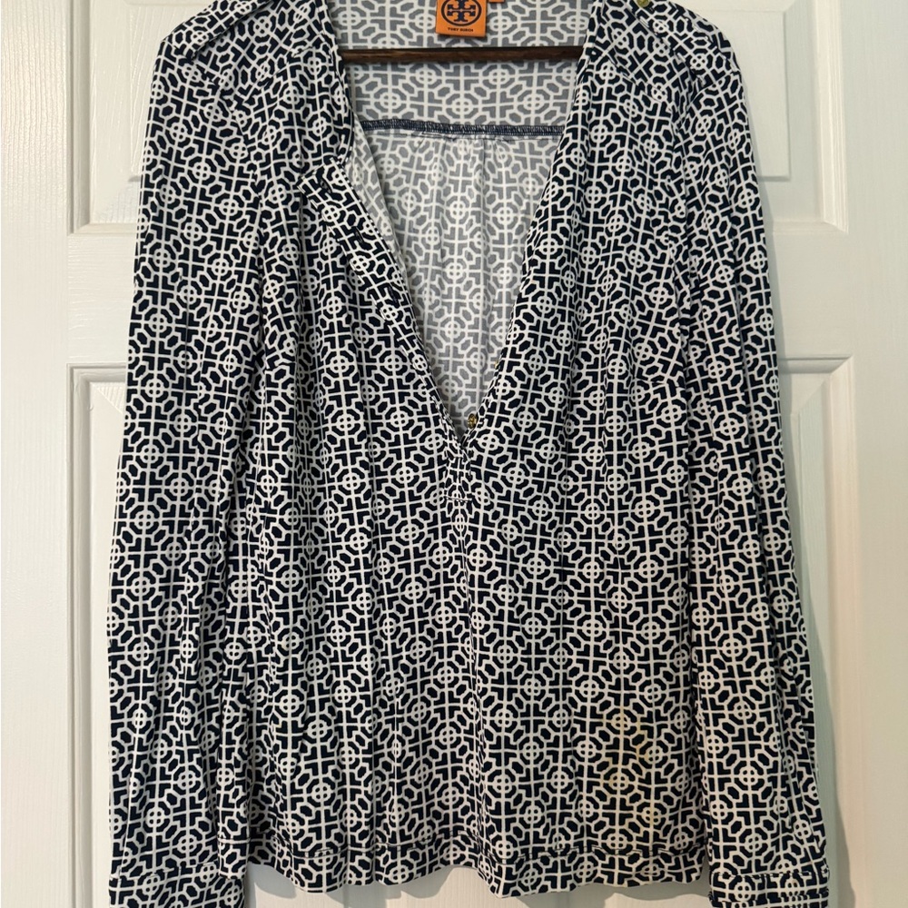 Tory Burch Geometric Black and White Blouse - Picture 4 of 4